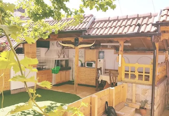 кимако, 100м2 на цена за хотелска за двама * Carevo