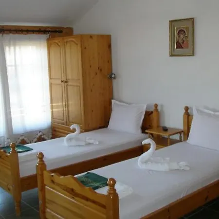 кимако, 100м2 на цена за хотелска за двама Apartamento Tsarevo